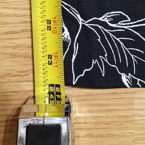 White House Black Market Cropped Flare Pants. EUC. Size 00. - Picture 9 of 9